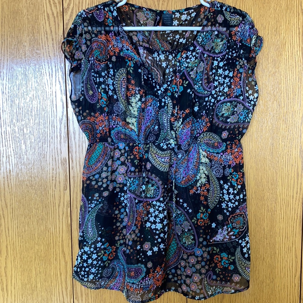 Kylee Sheer paisley floral empire waist top XL